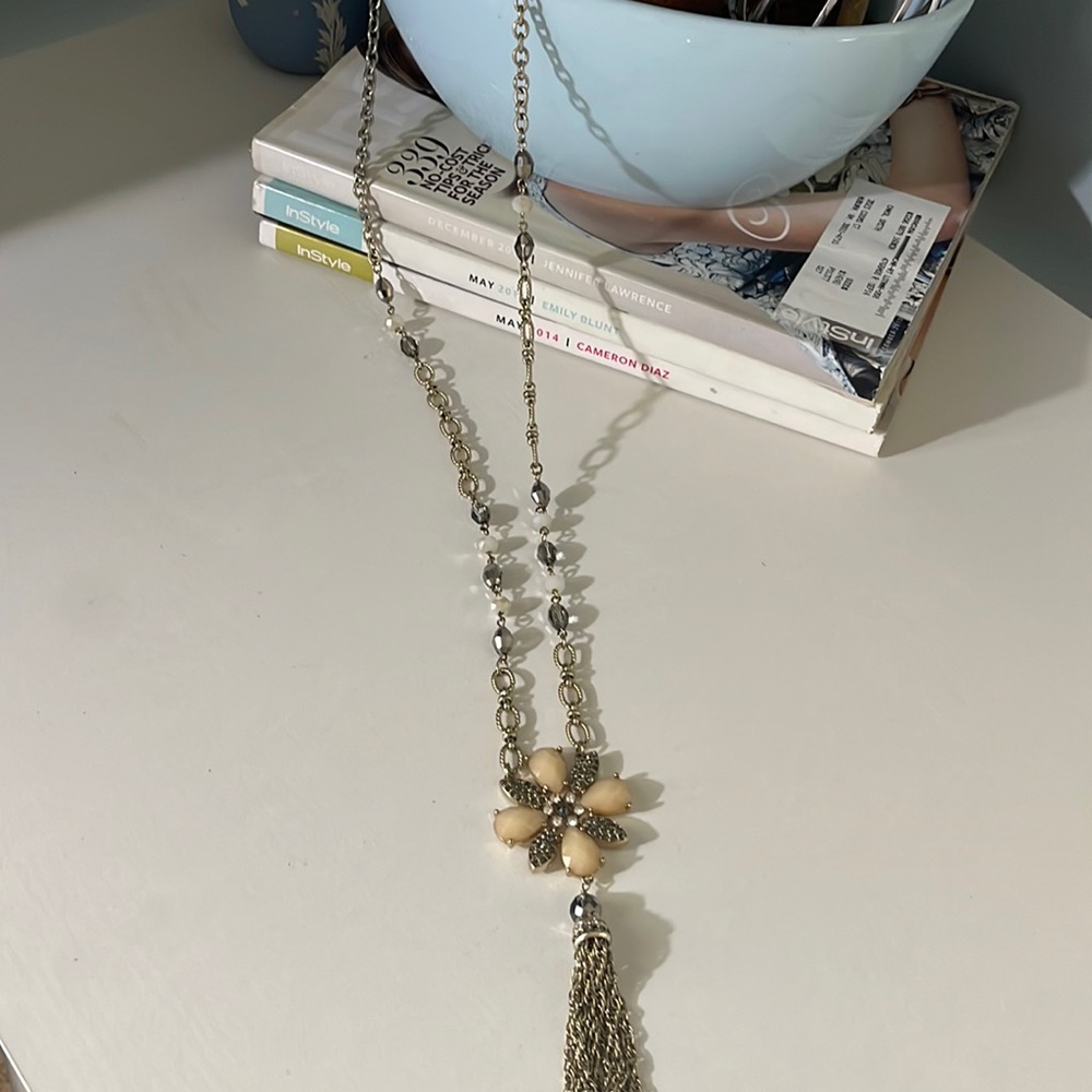 White House black-market necklace